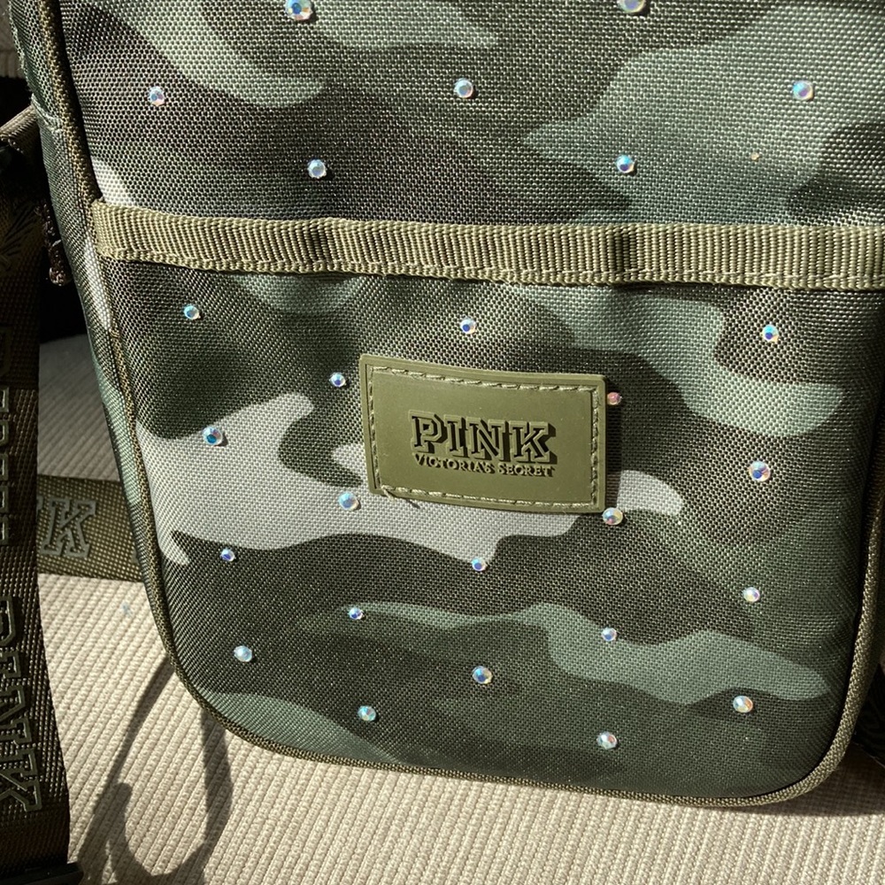 Pink victoria’s Secret camouflage crossbody handbag in excellent condition. - Picture 7 of 11